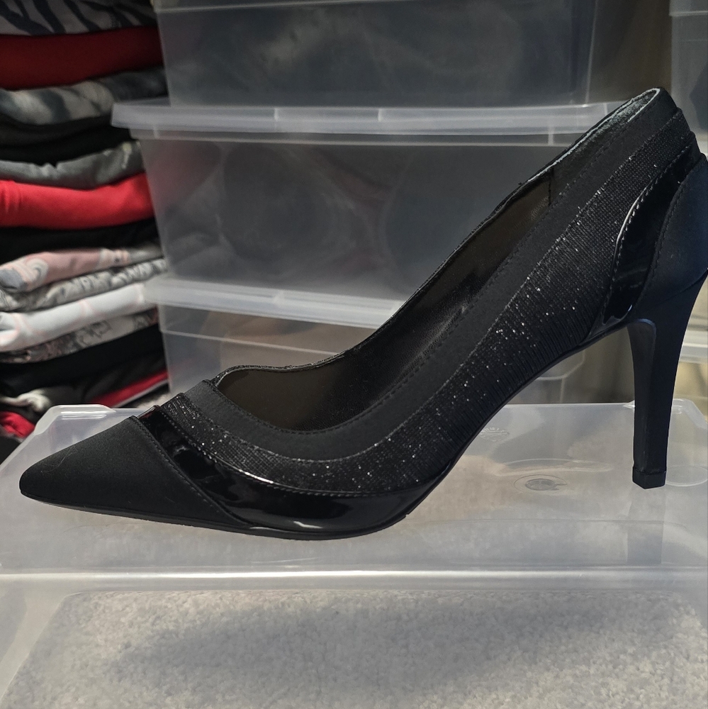 New Black, Suble Sparkle Pumps, 7.5 Very Comfortable